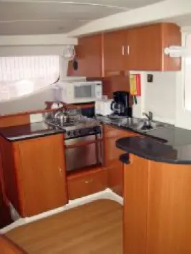 Used Power Catamaran for Sale 2007 Leopard 47 Layout & Accommodations Image Gallery